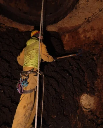 dela v globini in v zaplinjeni atmosferi